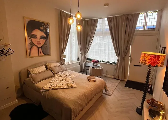 Lage Rijndijk Appartement *